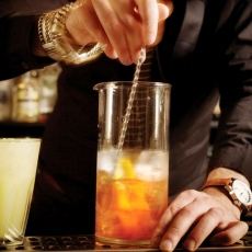LOS UTENSILIOS PARA TENER EL SET DE COCTELERÍA PERFECTO (PARTE II)