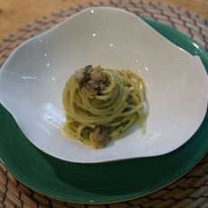 SPAGHETTI ALLA BOTTARGA ó ESPAGUETIS CON ALMEJAS Y BOTARGA