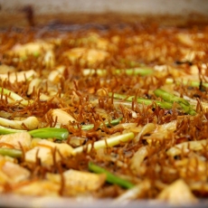 FIDEOS ROSSEJATS DE SEPIA Y AJOS TIERNOS